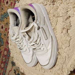Reebok Classic Club Vintage White Sneakers Women’s 8.5